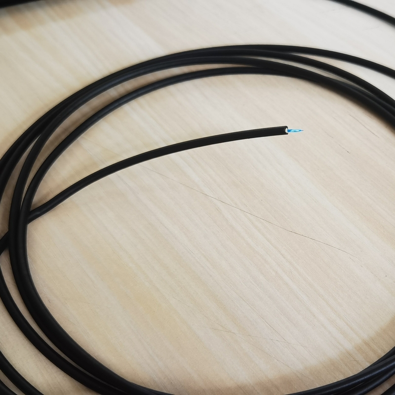 Mexique / Amérique du Nord 3,0 mm TPU 800N YOFC Fibre optique GJYFJU-1B6b3 Matériau de veste en fil d'aramide pour intérieur et extérieur