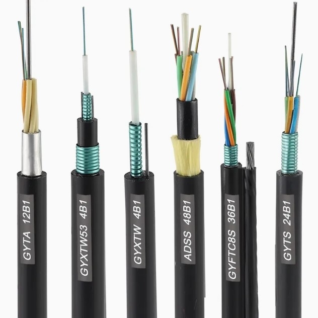 Tire en fibre de tube en vrac PBT très durable GYTA53 avec conception de sépulture et matériau blindé en alliage d'aluminium