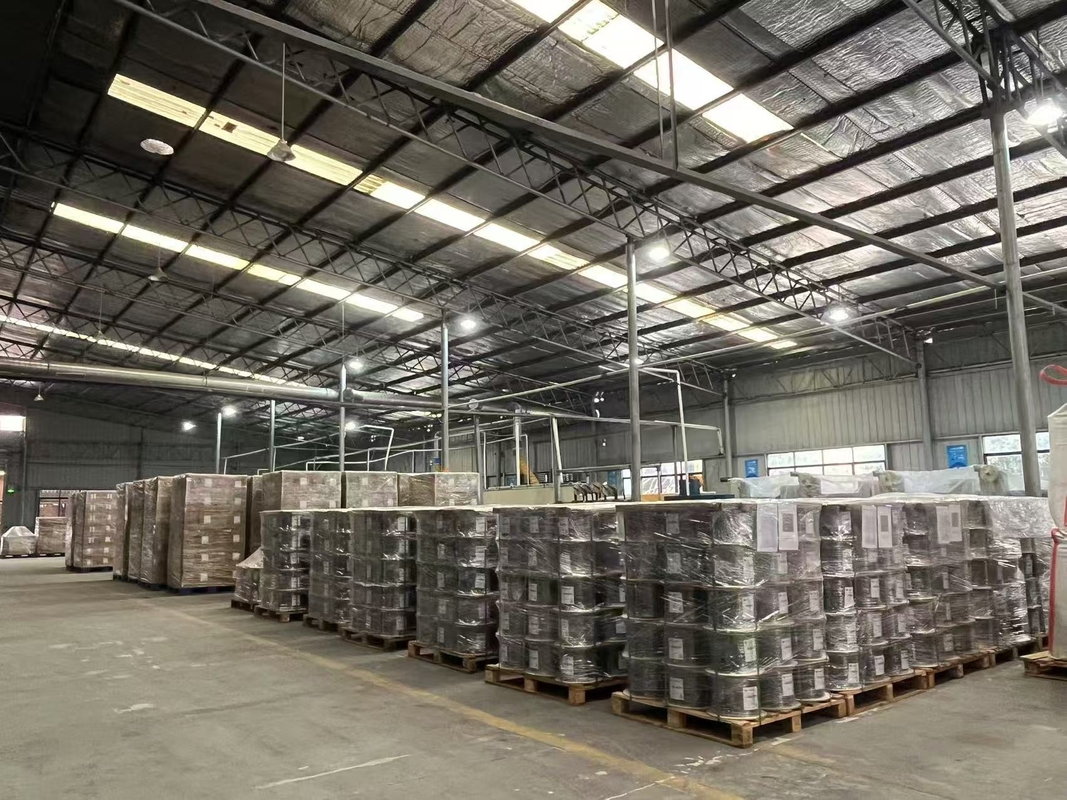 Introduction du câble optique en forme de papillon