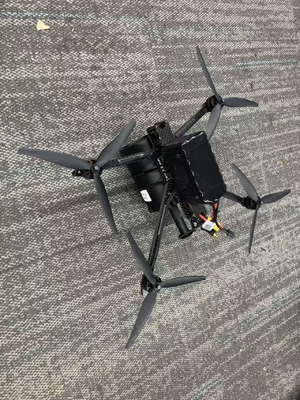 Matériau de la gaine de revêtement confidentiel pour drone FPV quadricoptère 25 km/rouleau Câblage interne à externe Type de connecteur FC pour haute résistance à la traction